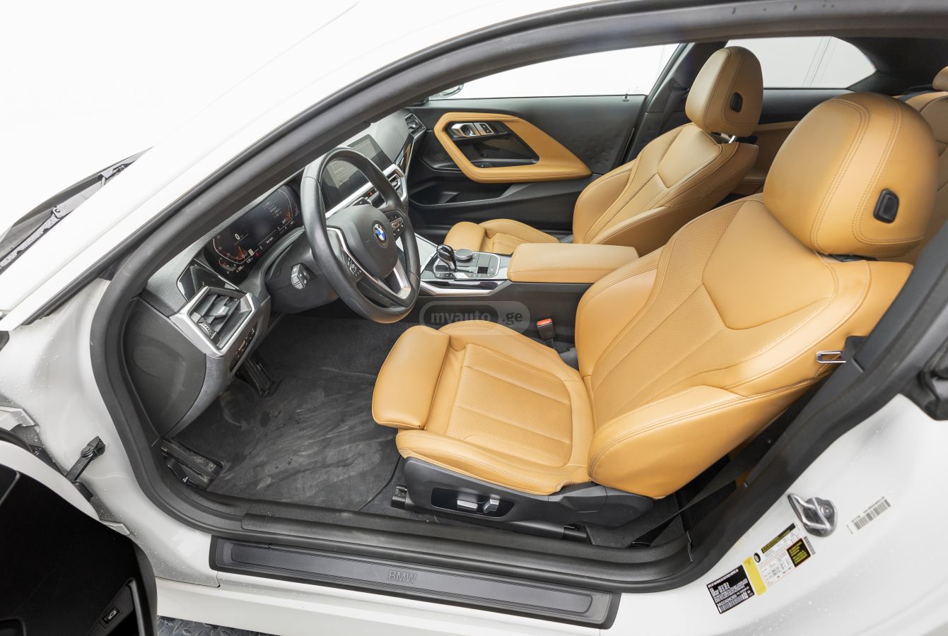 BMW 230i 2022 — миниатюра 9