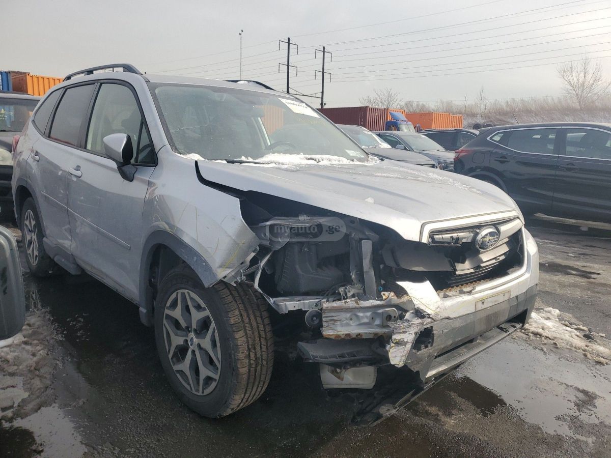 Subaru Forester - фото 2