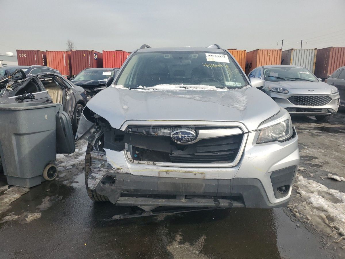 Subaru Forester - фото 3