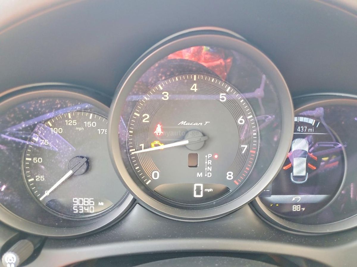 Porsche Macan 2024 — миниатюра 9