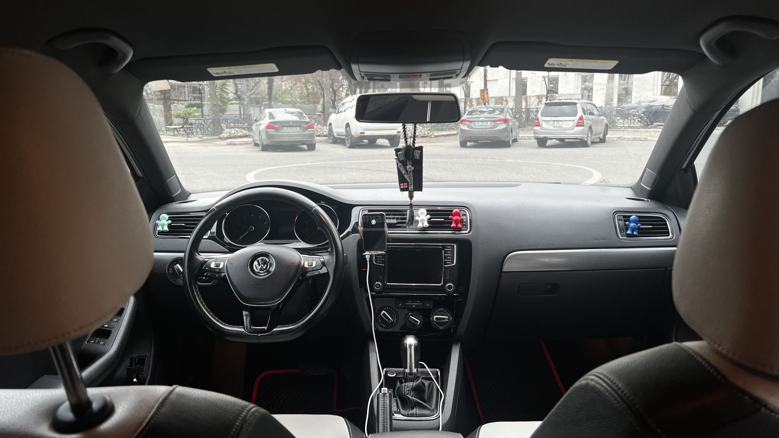 Volkswagen Jetta - фото 9
