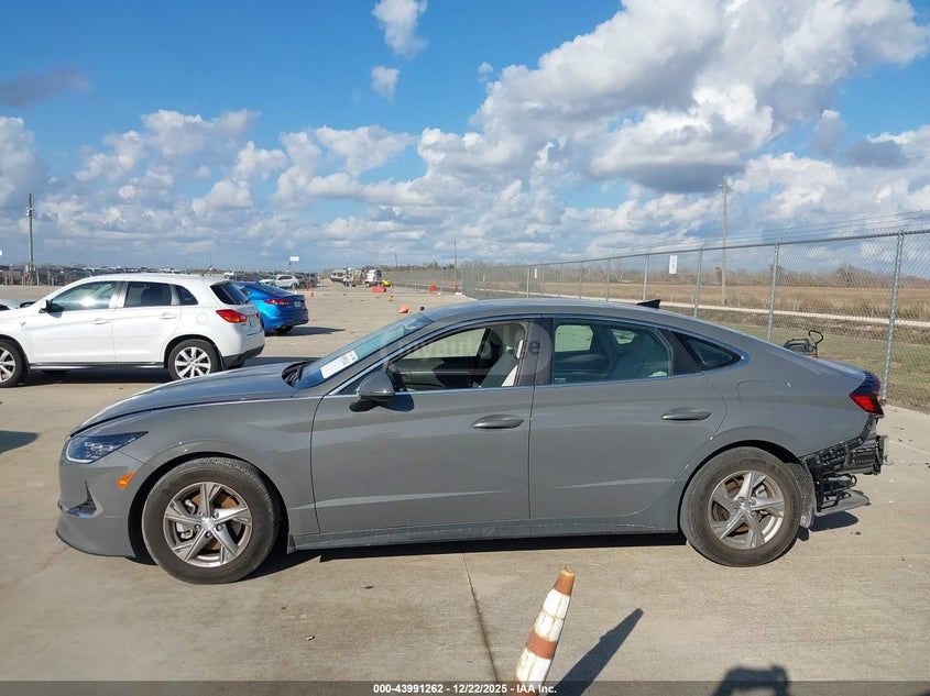 Hyundai SE 4dr Sedan Automatic — миниатюра 10
