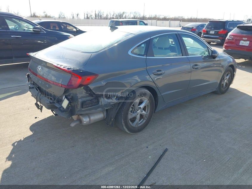 Hyundai SE 4dr Sedan Automatic — миниатюра 4