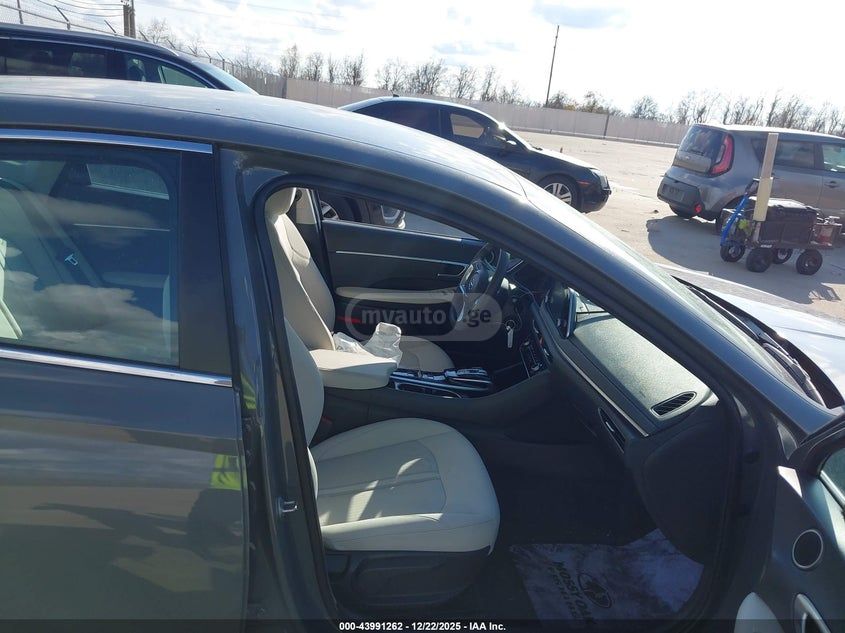 Hyundai SE 4dr Sedan Automatic — миниатюра 5