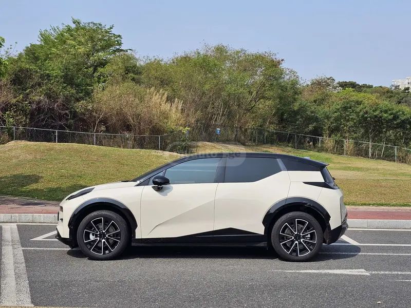 Zeekr X 2023 — миниатюра 4