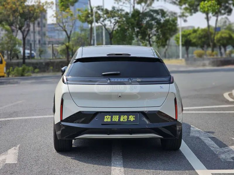 Zeekr X 2023 — миниатюра 6