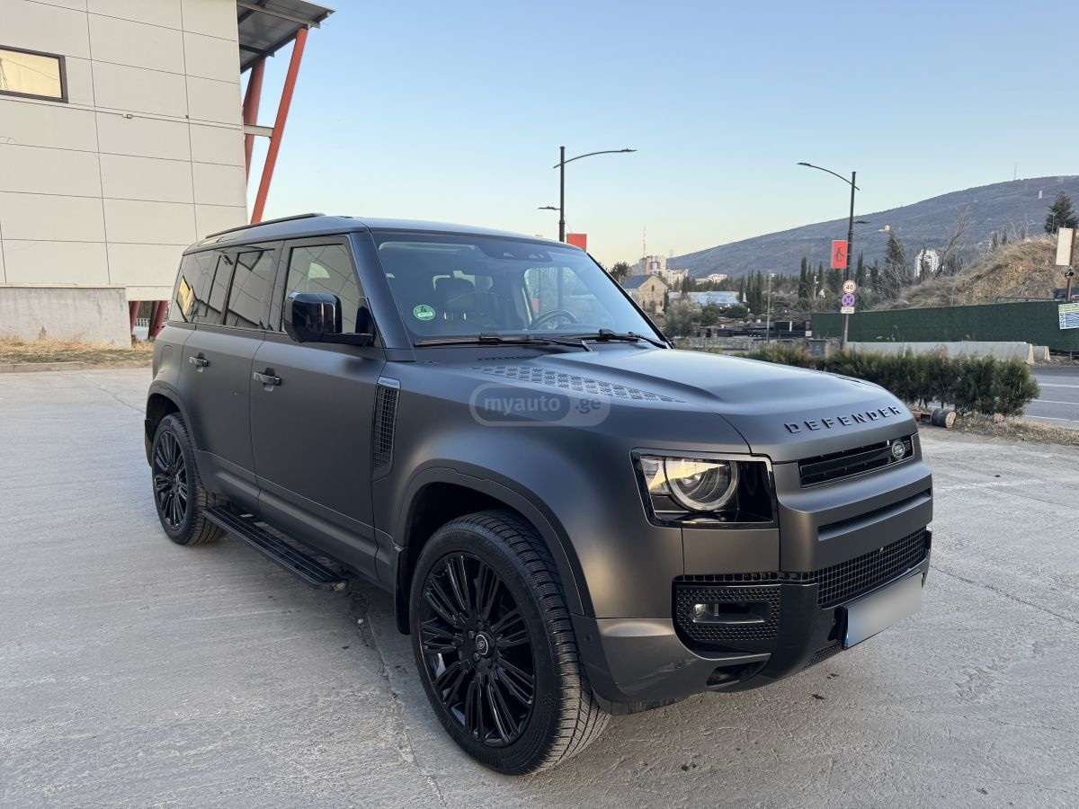 Land Rover Defender 110 - фото 1