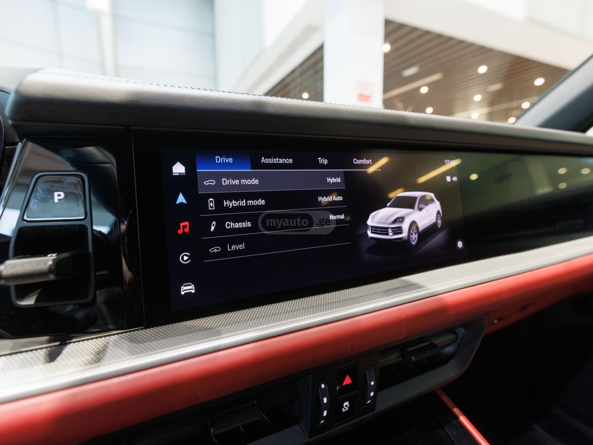 Porsche Cayenne - фото 11