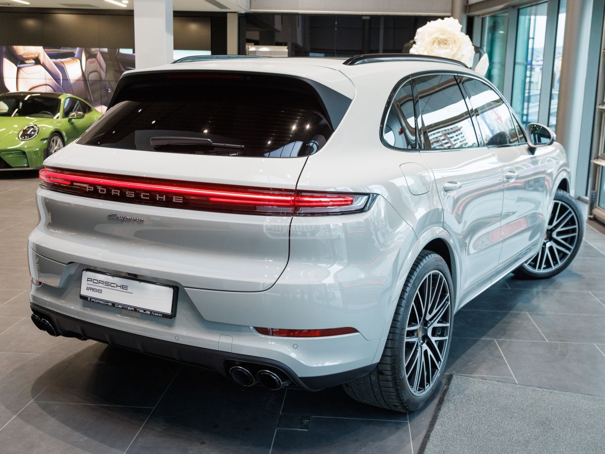 Porsche Cayenne - фото 7