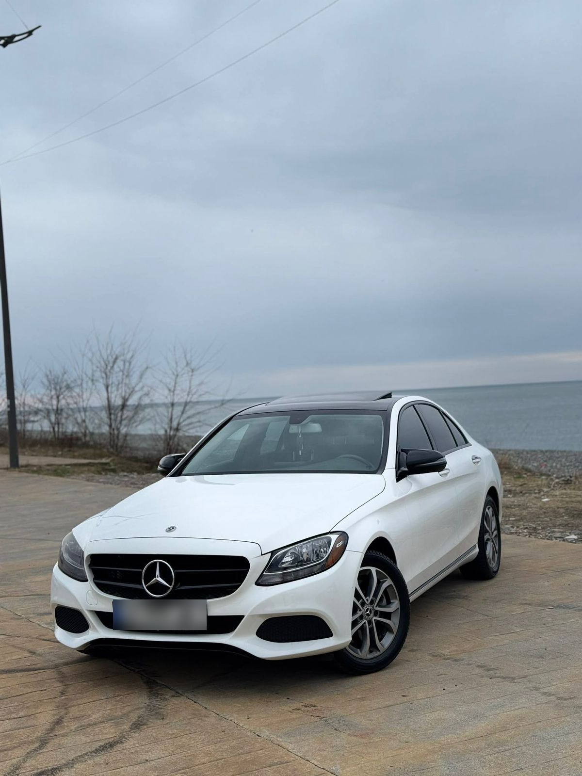 Mercedes-Benz C 300 - фото 1