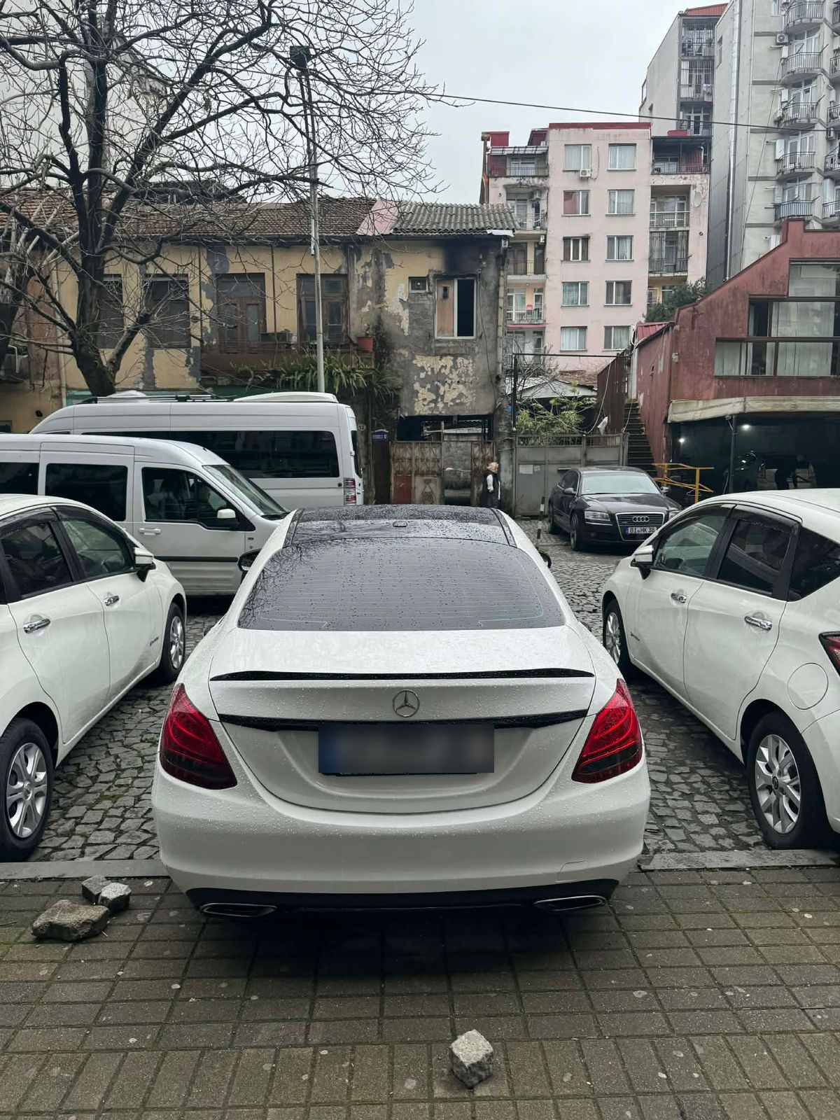 Mercedes-Benz C 300 - фото 7