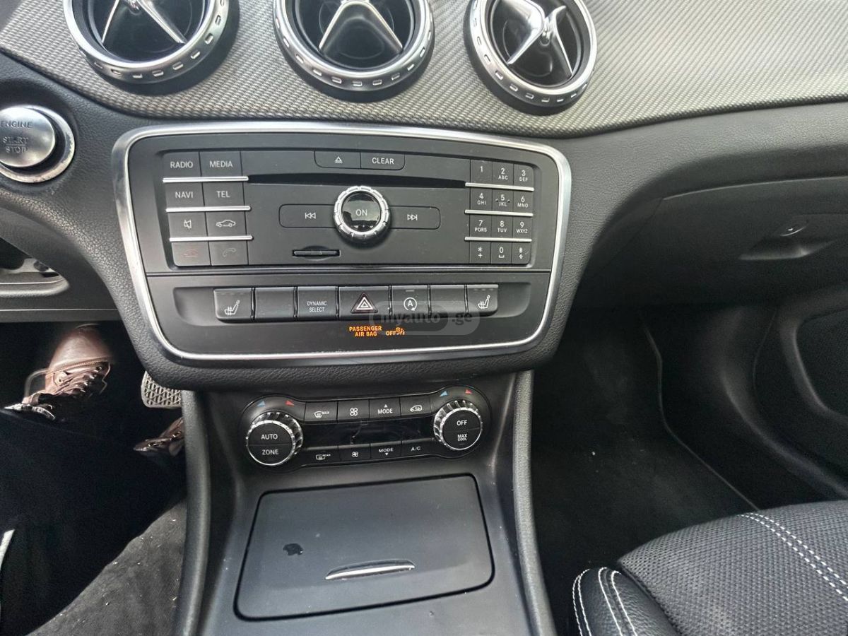Mercedes-Benz GLA 250 - фото 12