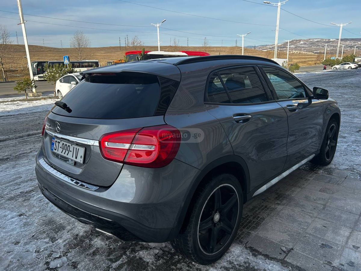 Mercedes-Benz GLA 250 - фото 2