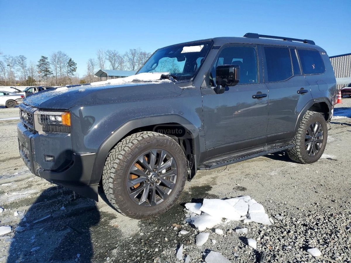 Toyota Land Cruiser Prado - фото 1