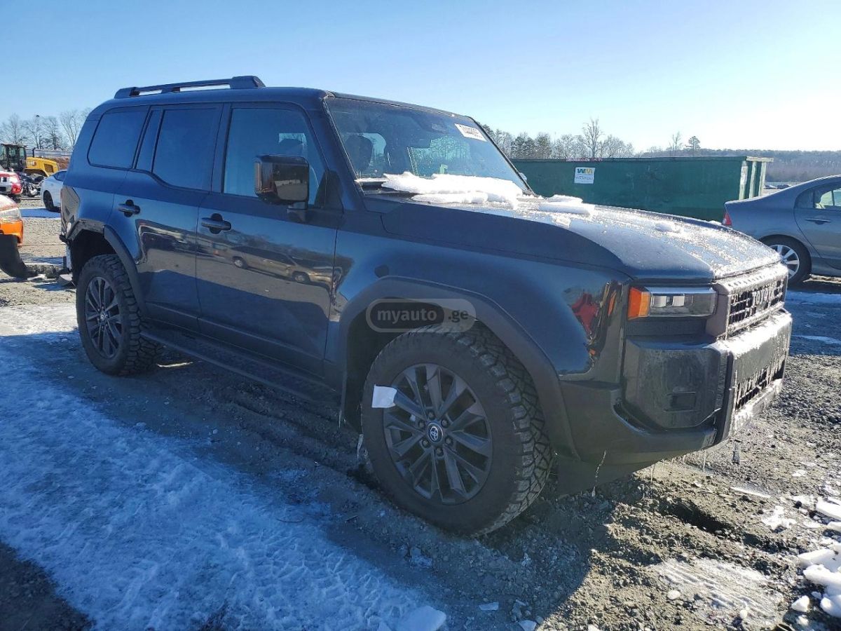 Toyota Land Cruiser Prado - фото 2