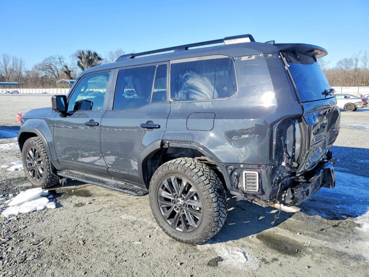 Toyota Land Cruiser Prado - фото 3