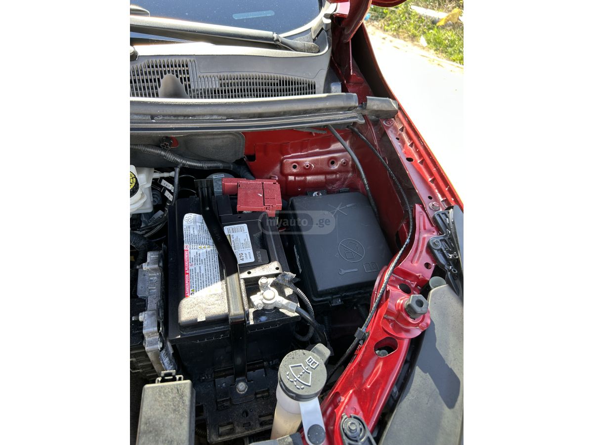 Buick Encore - фото 10