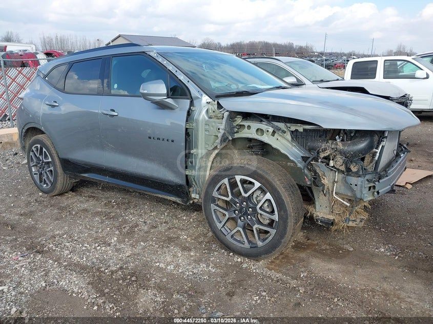 Chevrolet Blazer 2025 — миниатюра 12