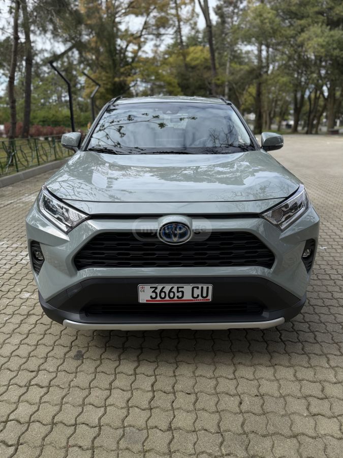 Toyota Rav 4 - фото 9
