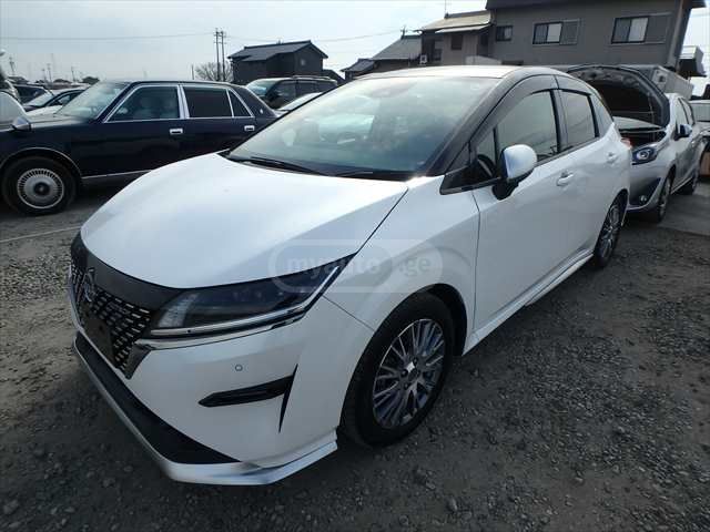 Nissan Note - фото 1