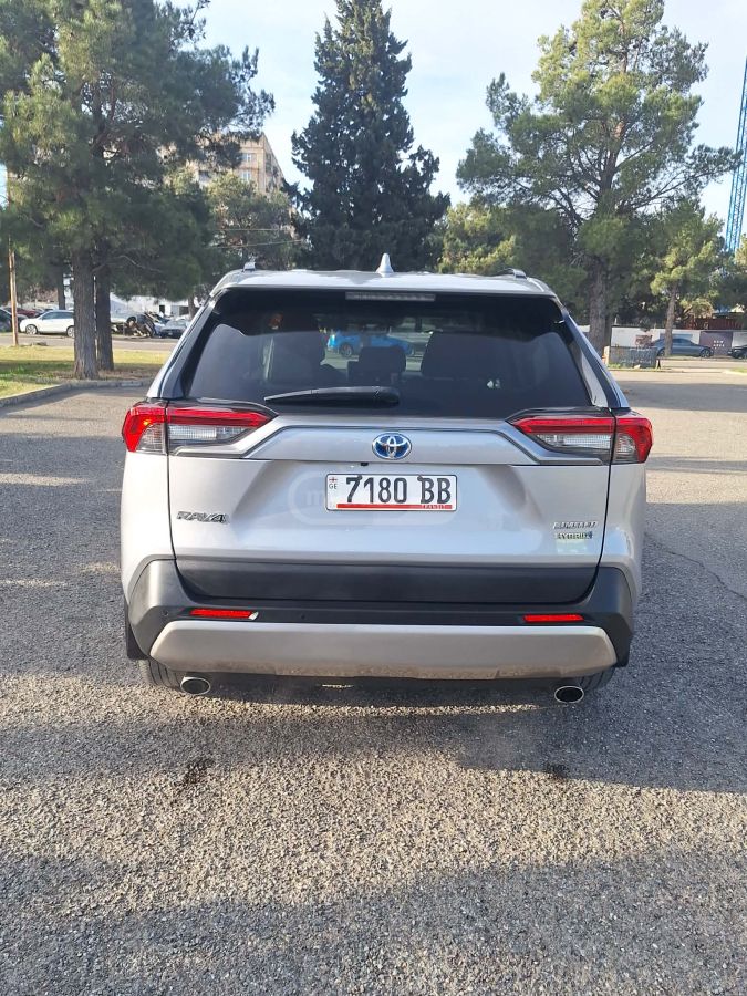 Toyota RAV 4 - фото 11