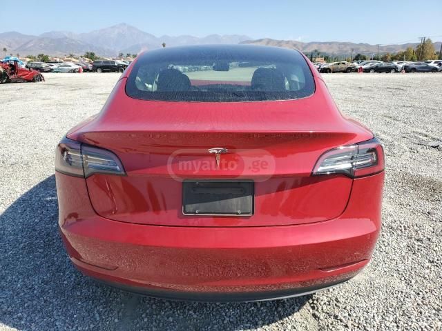 Tesla Model 3 - фото 6