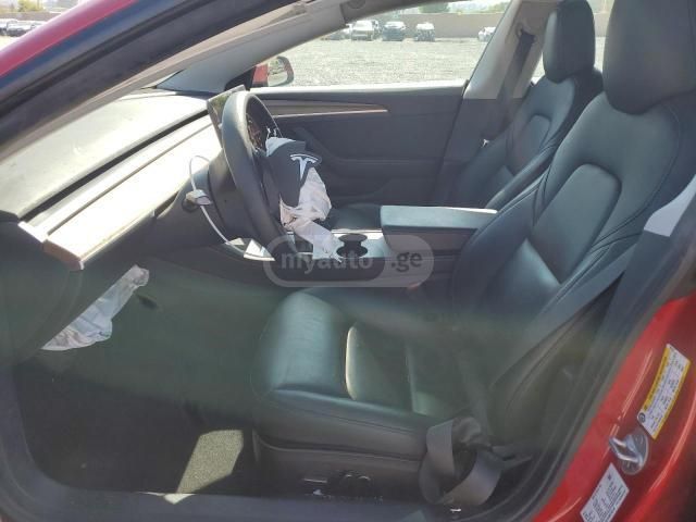 Tesla Model 3 - фото 7