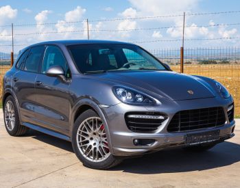 PorscheCayenne GTS
