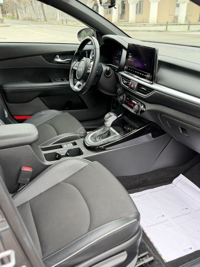 Kia Forte - фото 7