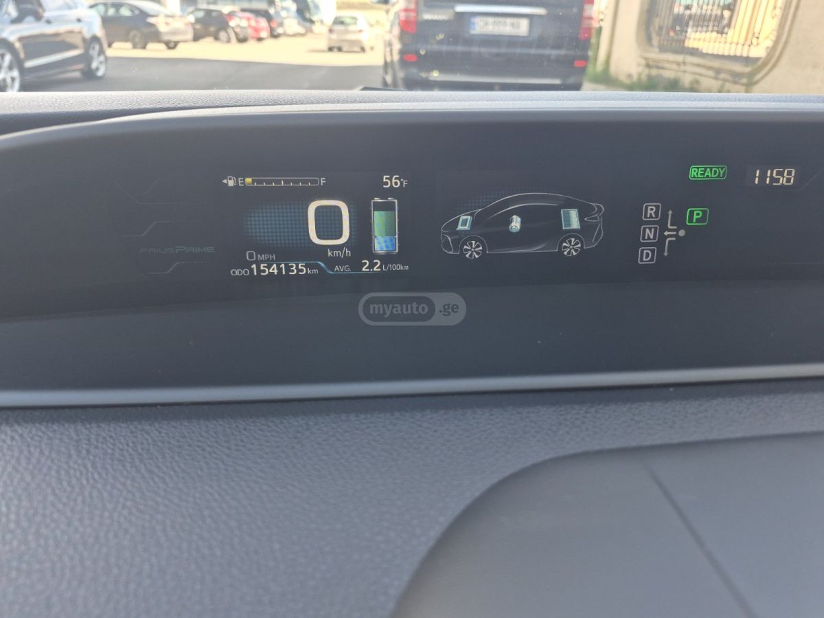 Toyota Prius Prime - фото 11