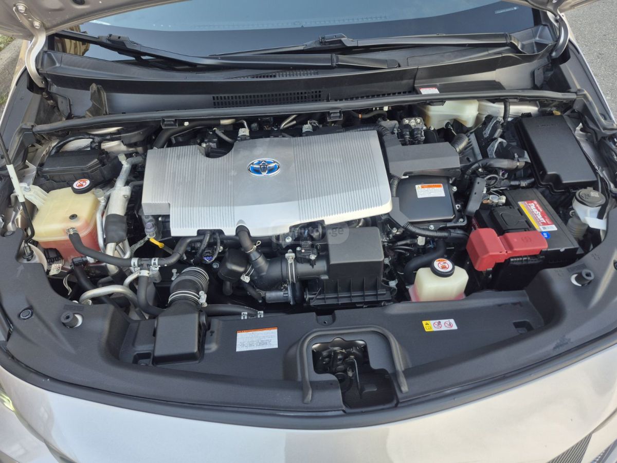 Toyota Prius Prime - фото 12