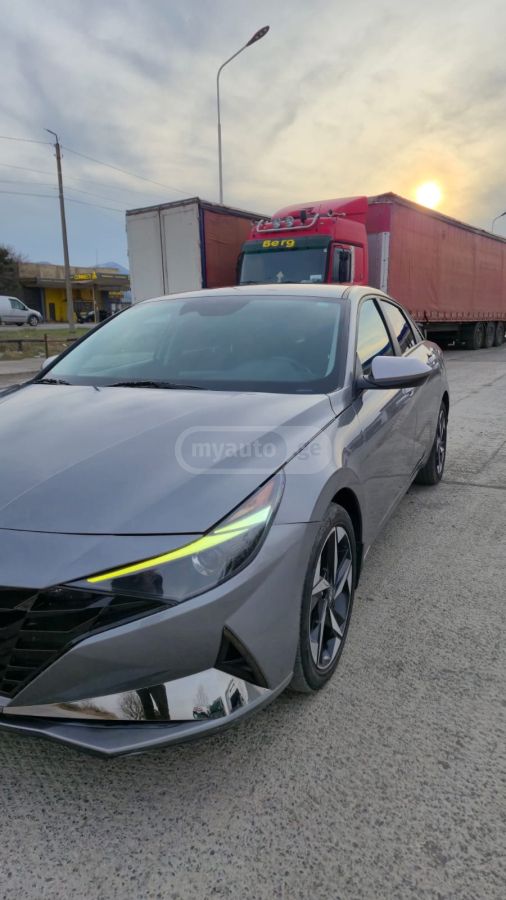 Hyundai Limited 4dr Sedan CVT — миниатюра 3