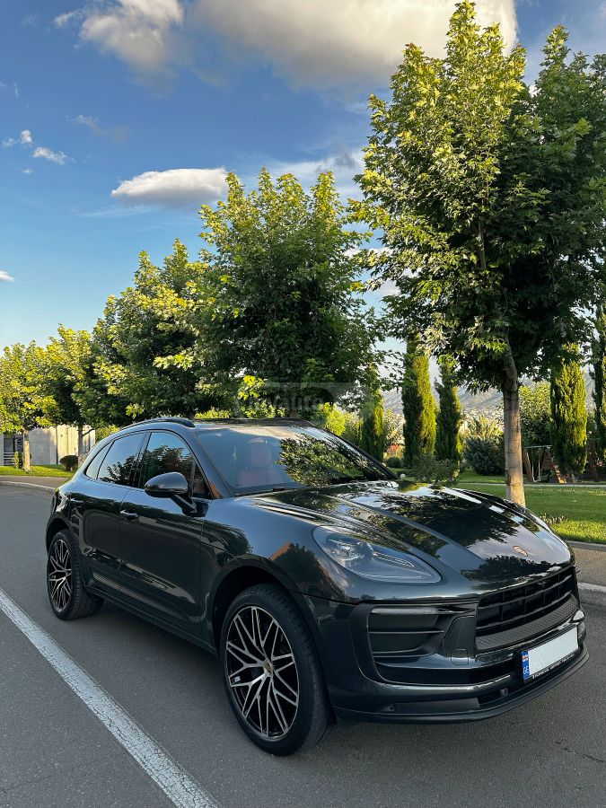 Porsche Macan - фото 1