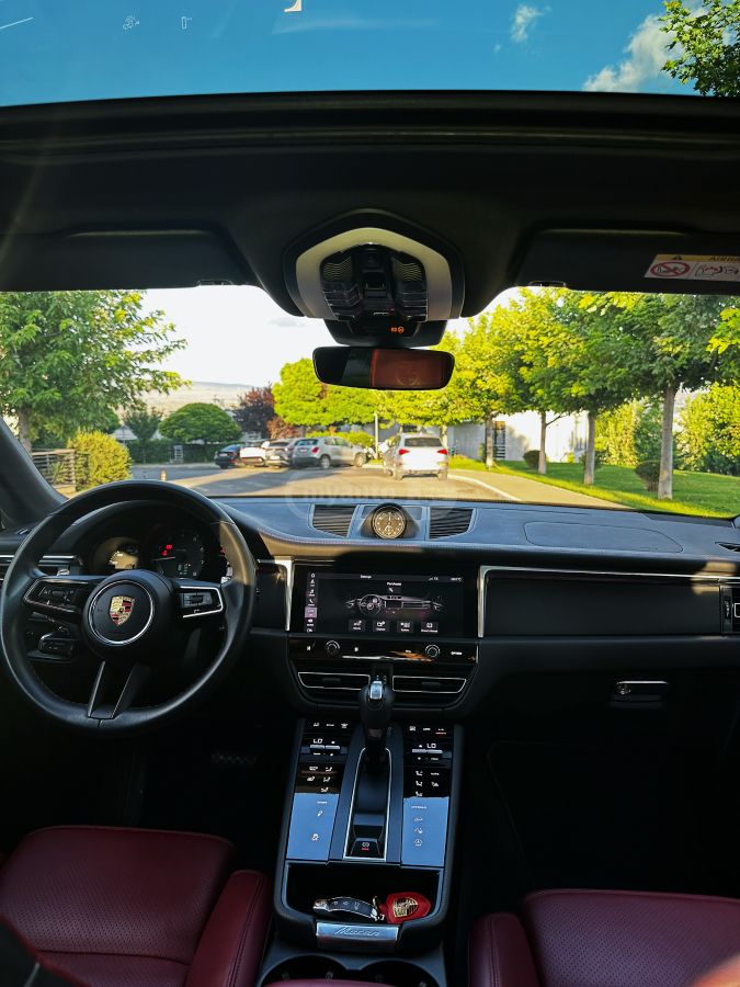 Porsche Macan - фото 8