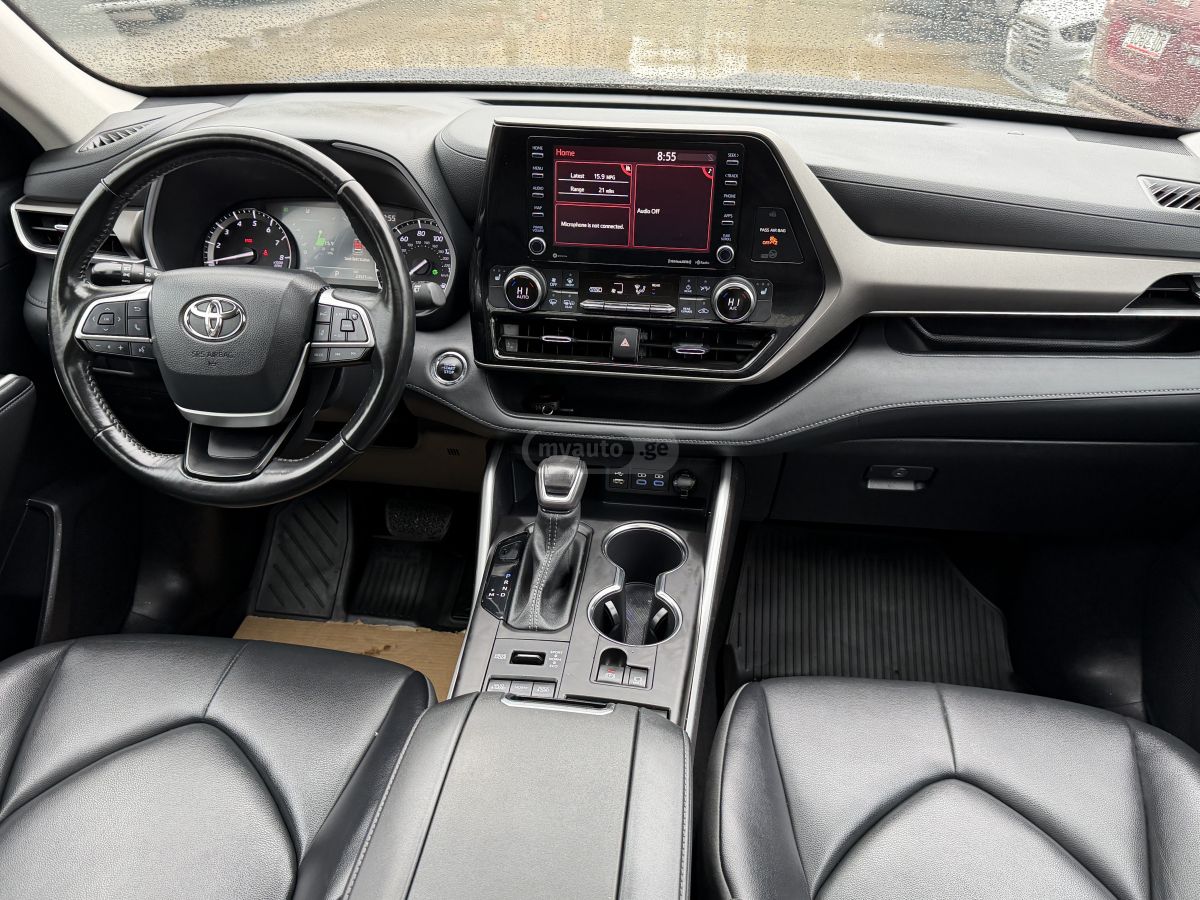 Toyota XLE 4dr All-Wheel Drive CVT — миниатюра 12