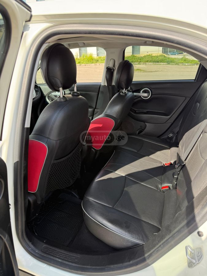 Fiat 500X - фото 8