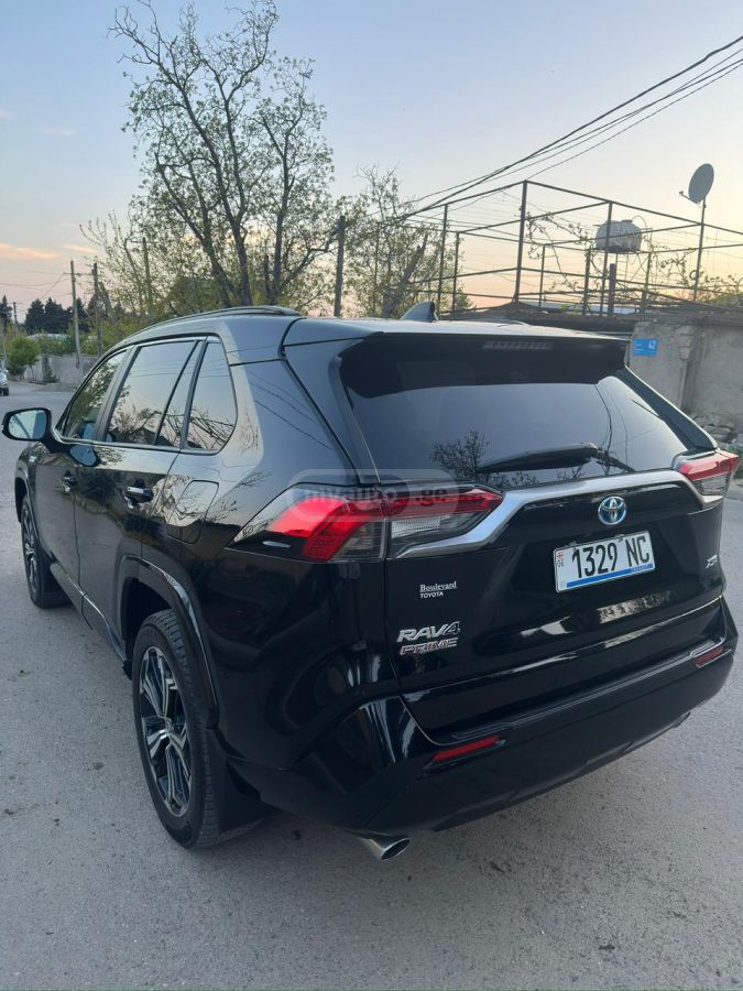 Toyota Rav 4 - фото 4