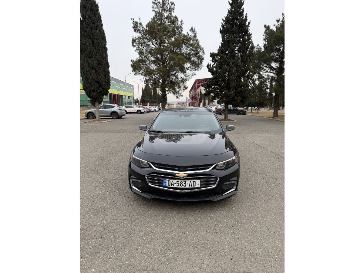 Chevrolet Malibu - фото 1