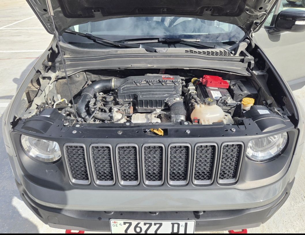 Jeep Renegade - фото 13