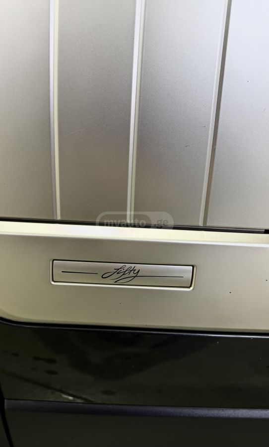 Land Rover Range Rover Vogue 2020 — миниатюра 8