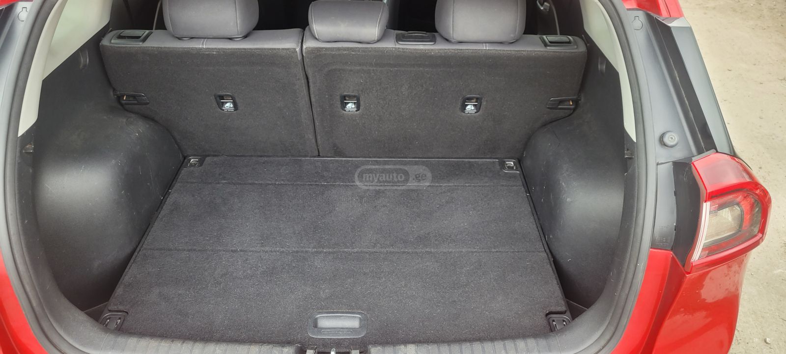 Kia Niro - фото 12