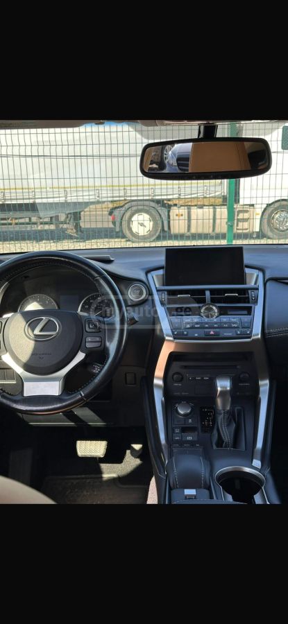 Lexus NX 200 - фото 10