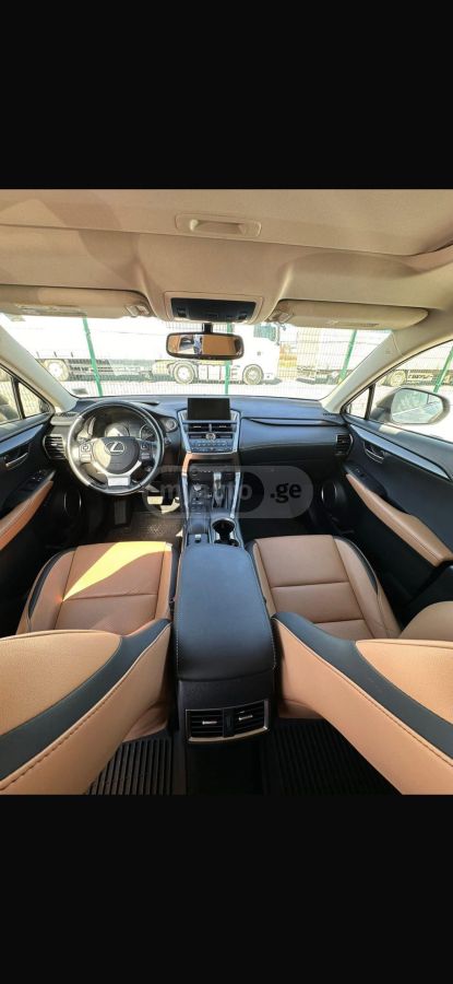 Lexus NX 200 - фото 13