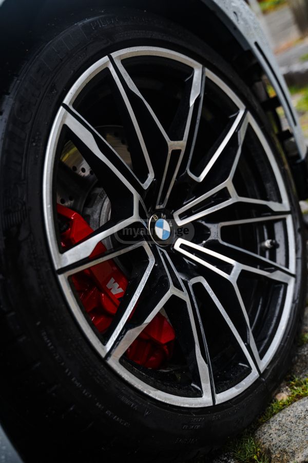 BMW Competition xDrive 4dr All-Whe — миниатюра 12