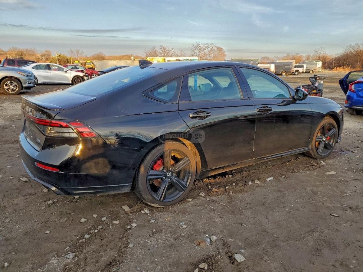 Honda Accord - фото 3