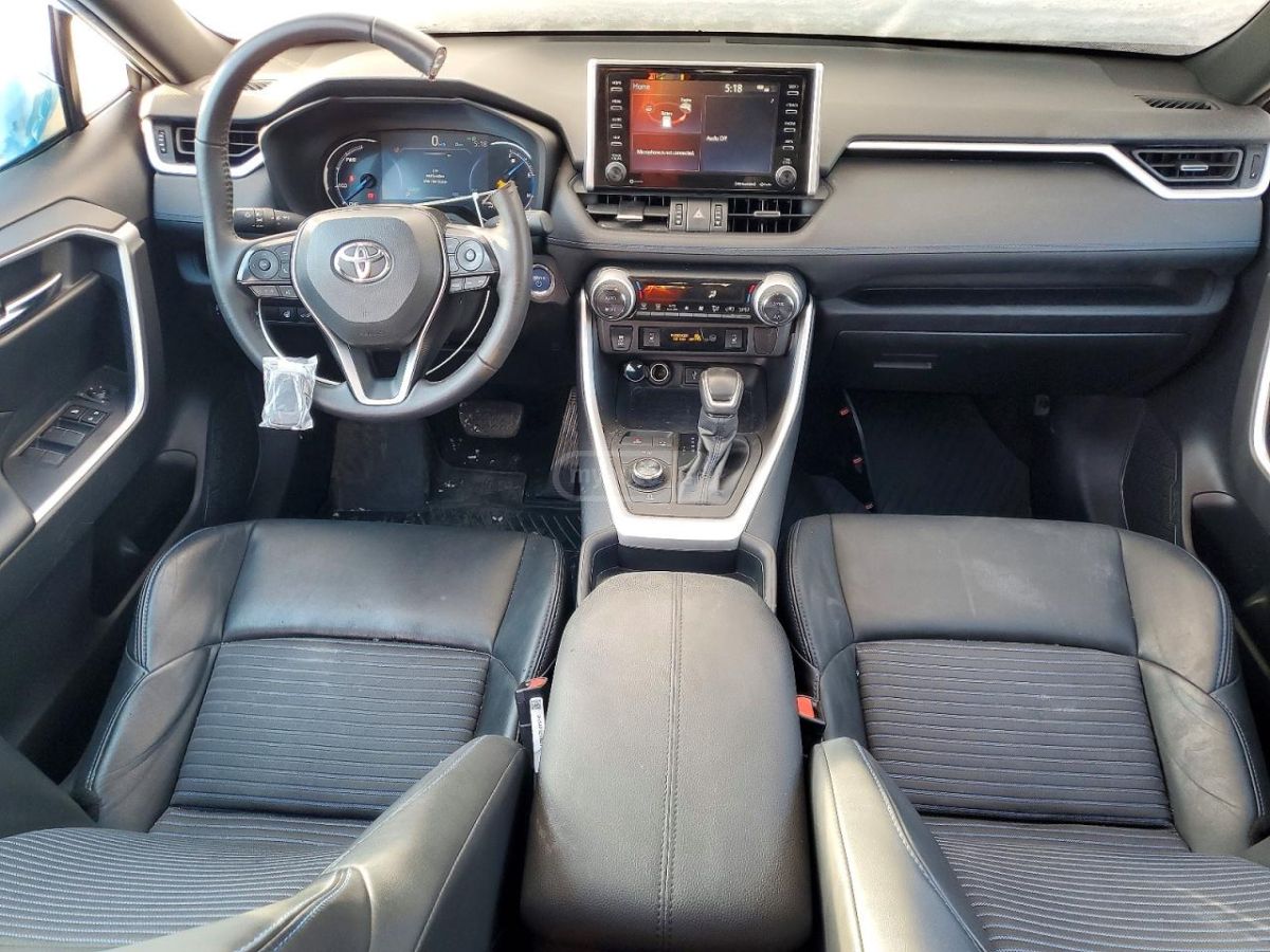 Toyota RAV 4 - фото 8