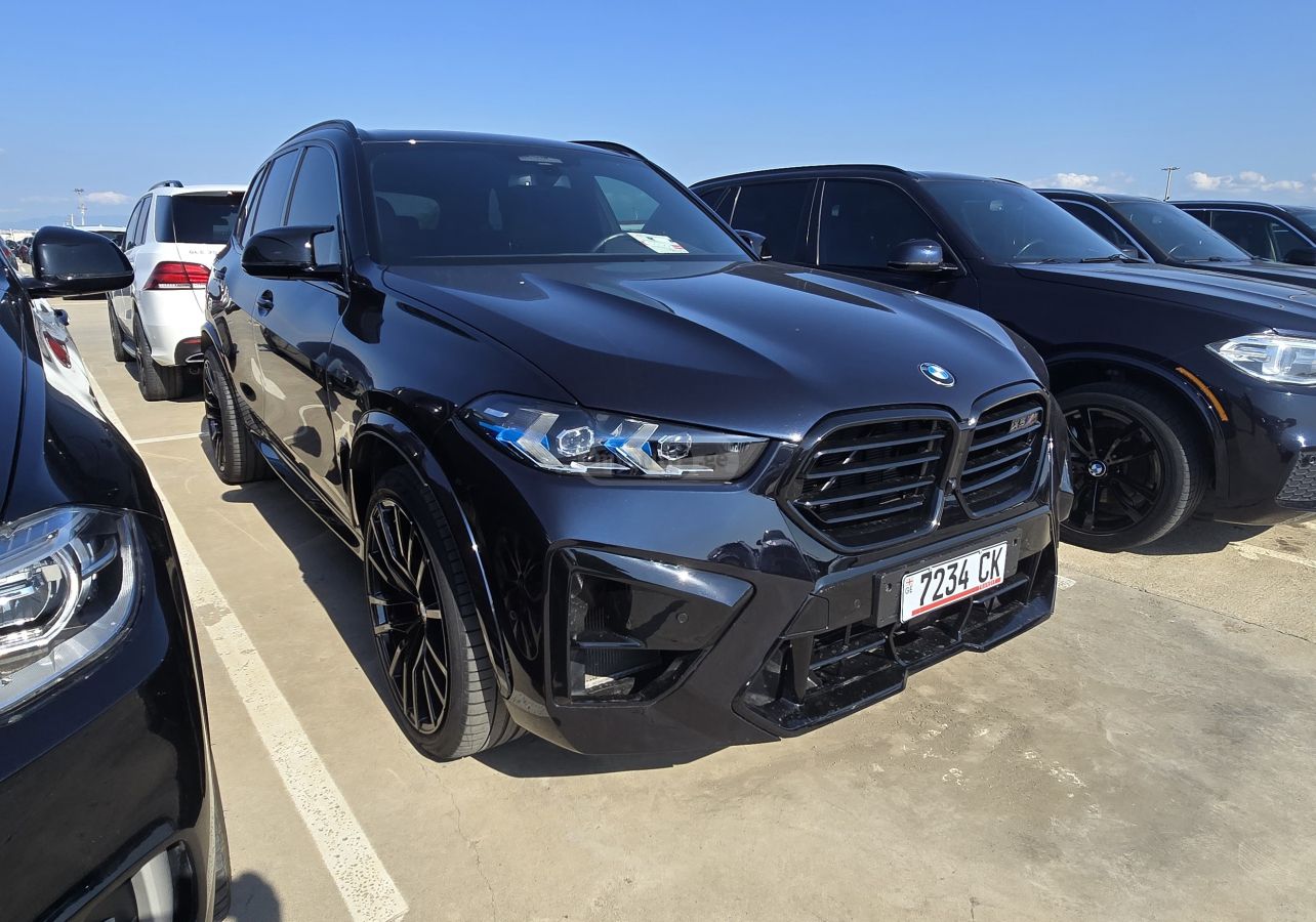 BMW X5 M 2021 — миниатюра 2