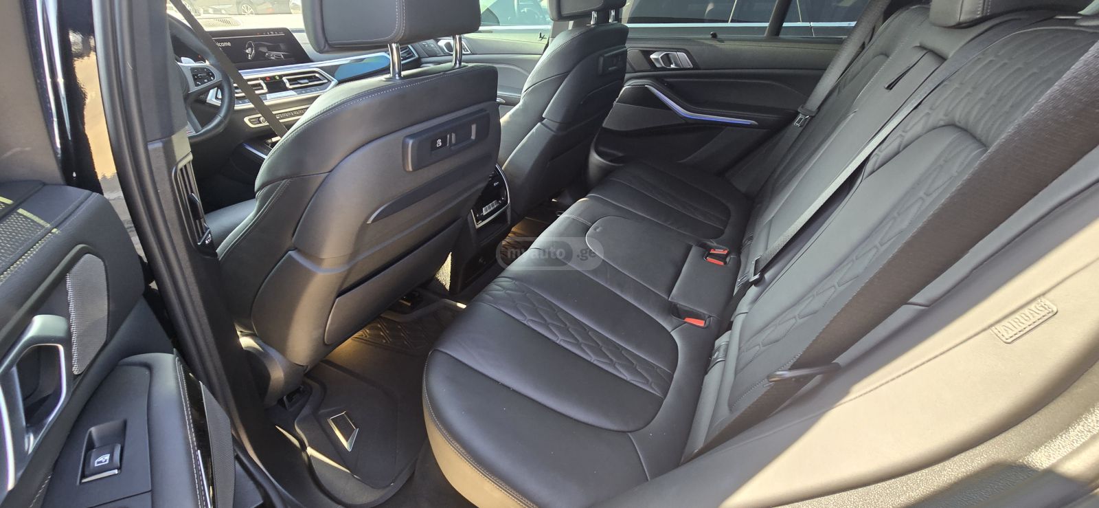 BMW X5 M 2021 — миниатюра 7