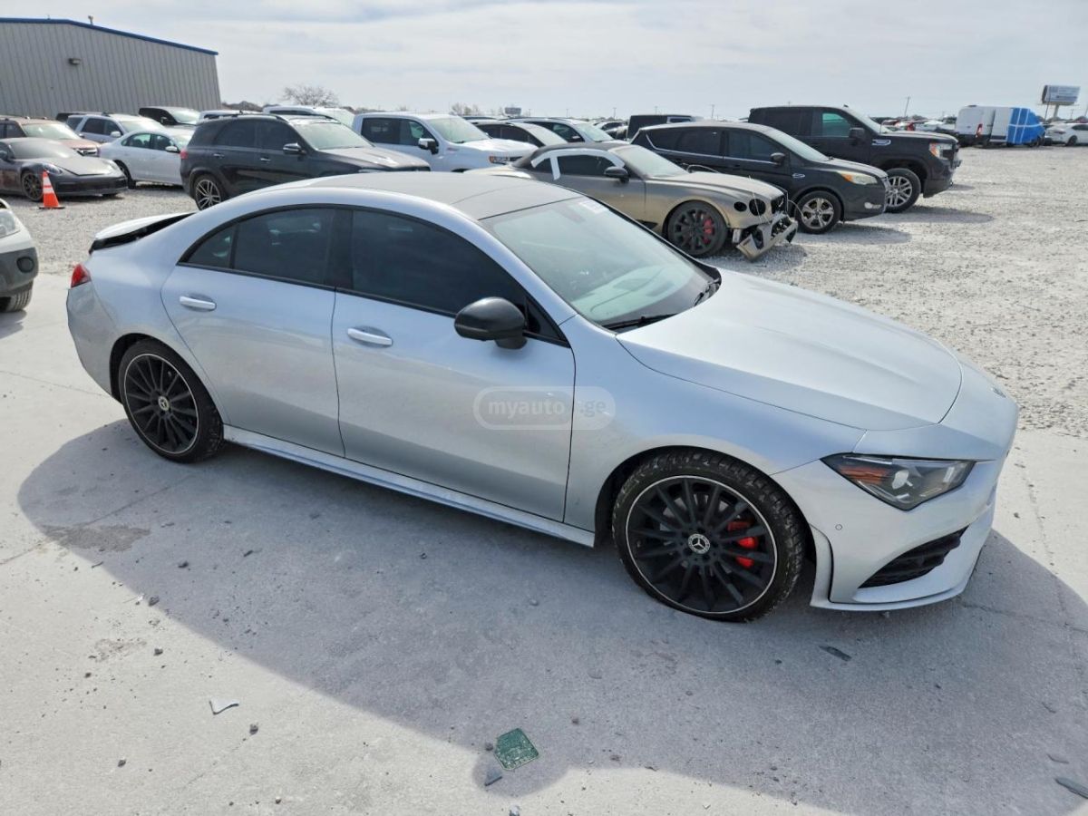 Mercedes-Benz CLA 250 Base CLA 250 Coupe 4dr Front-W 2023 — миниатюра 4