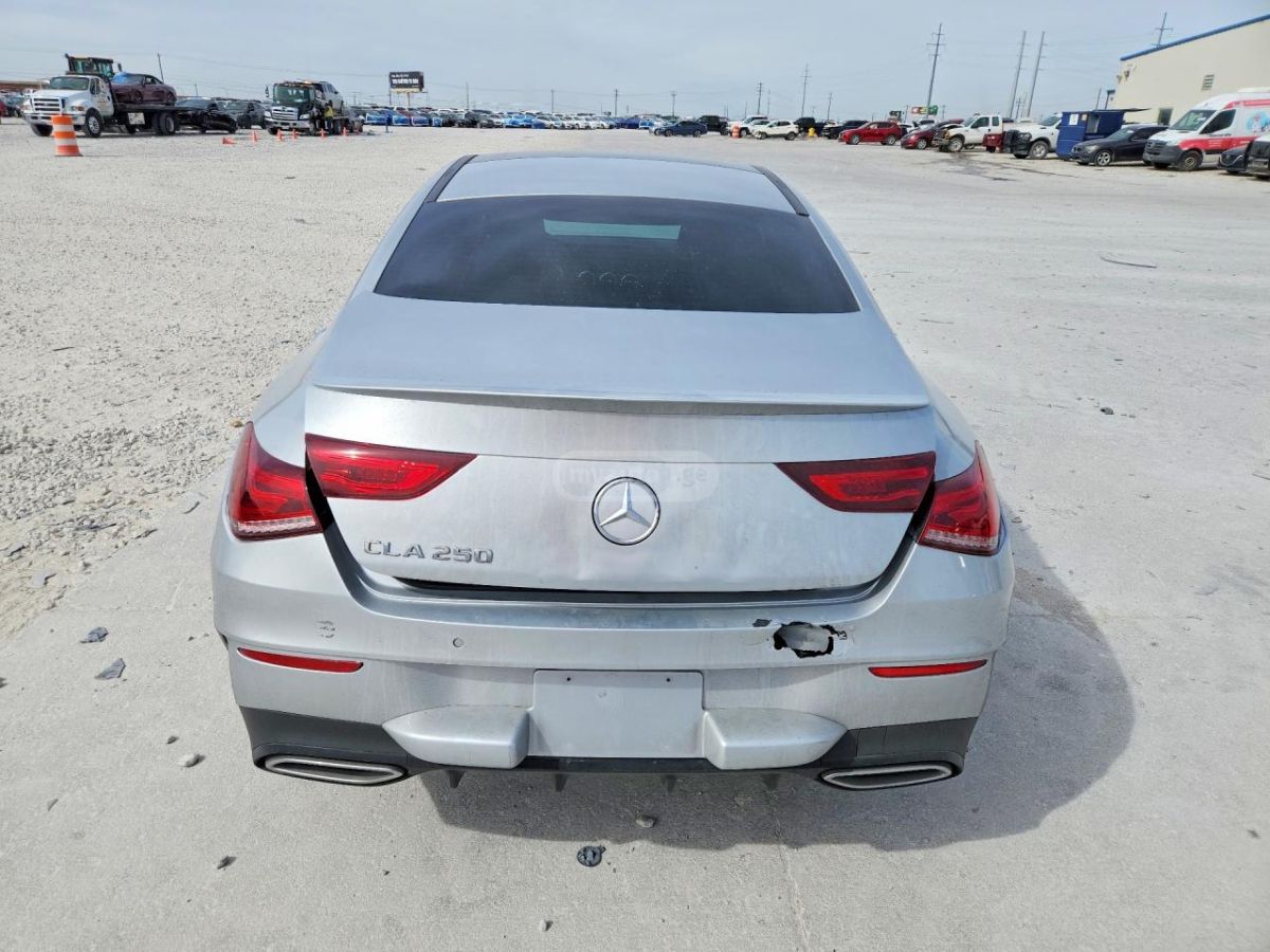 Mercedes-Benz CLA 250 Base CLA 250 Coupe 4dr Front-W 2023 — миниатюра 6